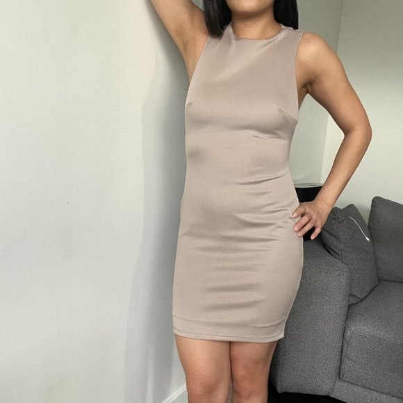 Lulu's dress bodycon beige size XS - Picture 1 of 7